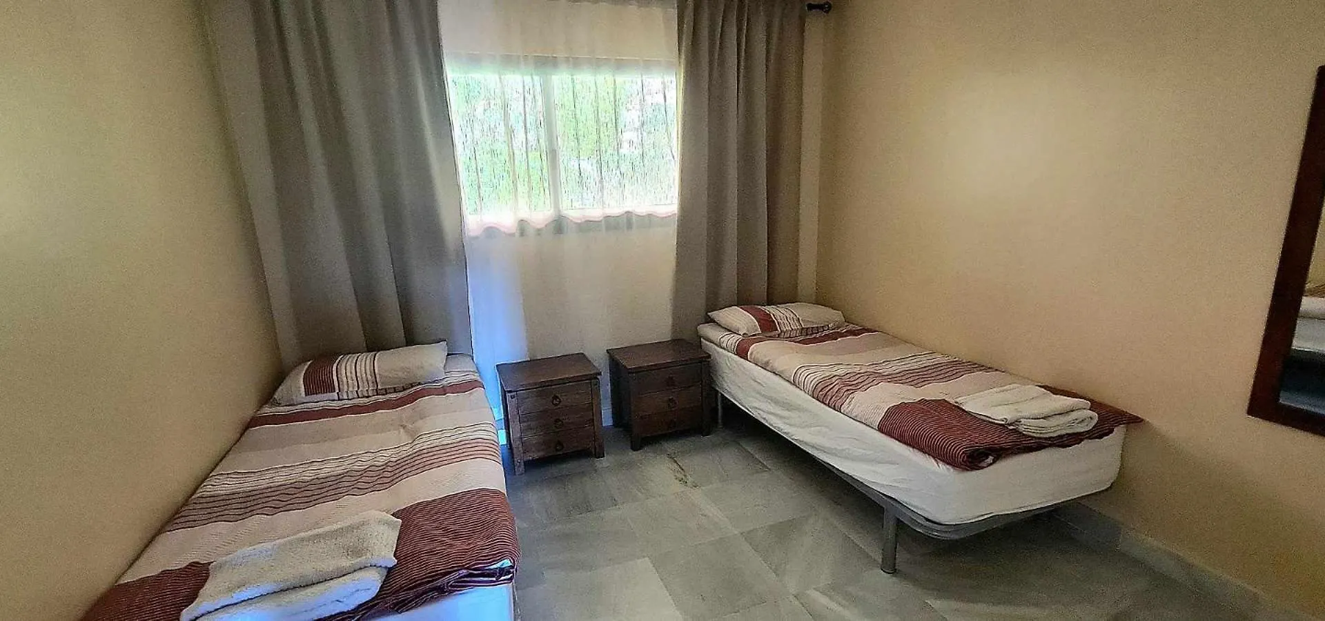 Lejlighed I Cabopino ماربيا 0*,